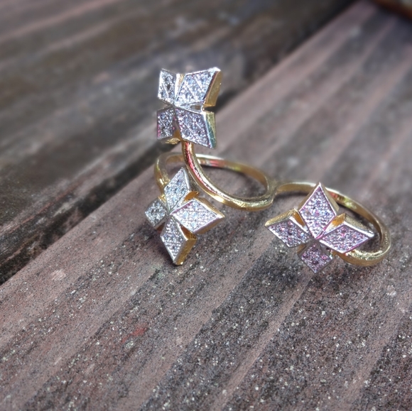 Ring - Picture 2 of 2